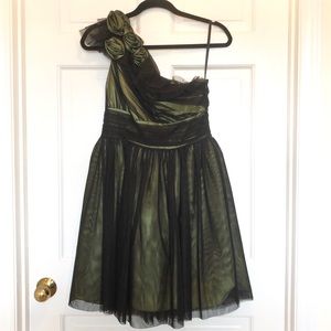Jessica Simpson one shoulder green dress w tulle